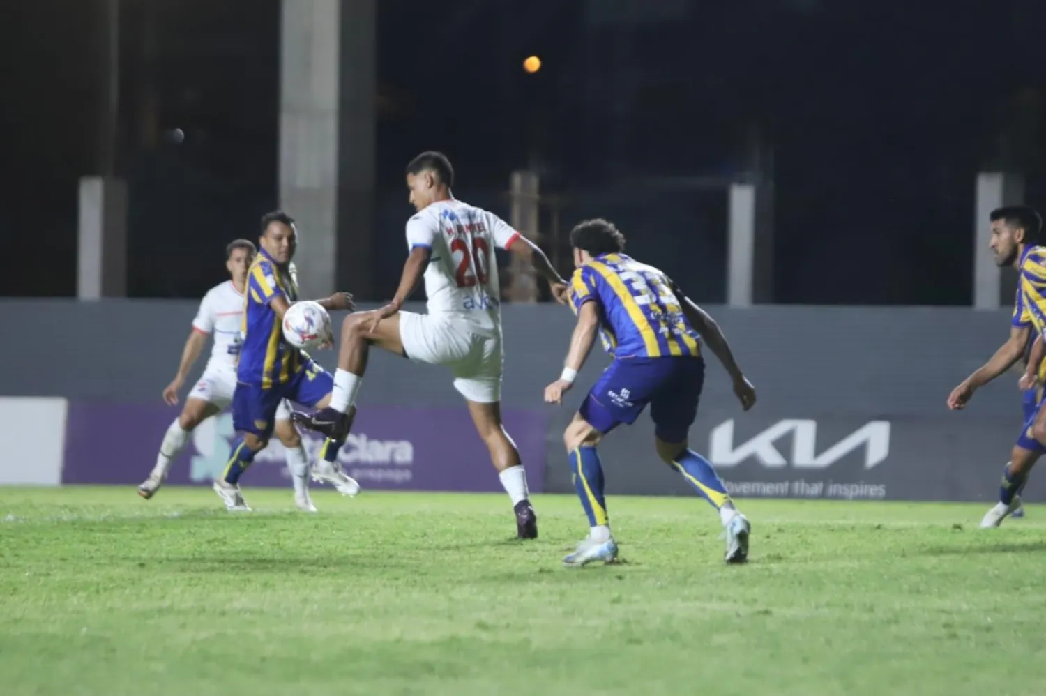 Nacional y Sportivo Luqueño igualaron 1-1, en el Arsenio Erico.