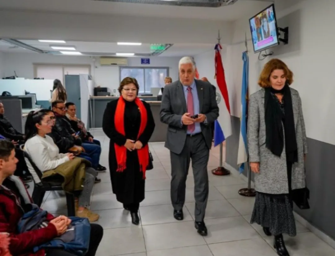 Consulado en Buenos Aires agota turnos para cédula paraguaya en 48 horas