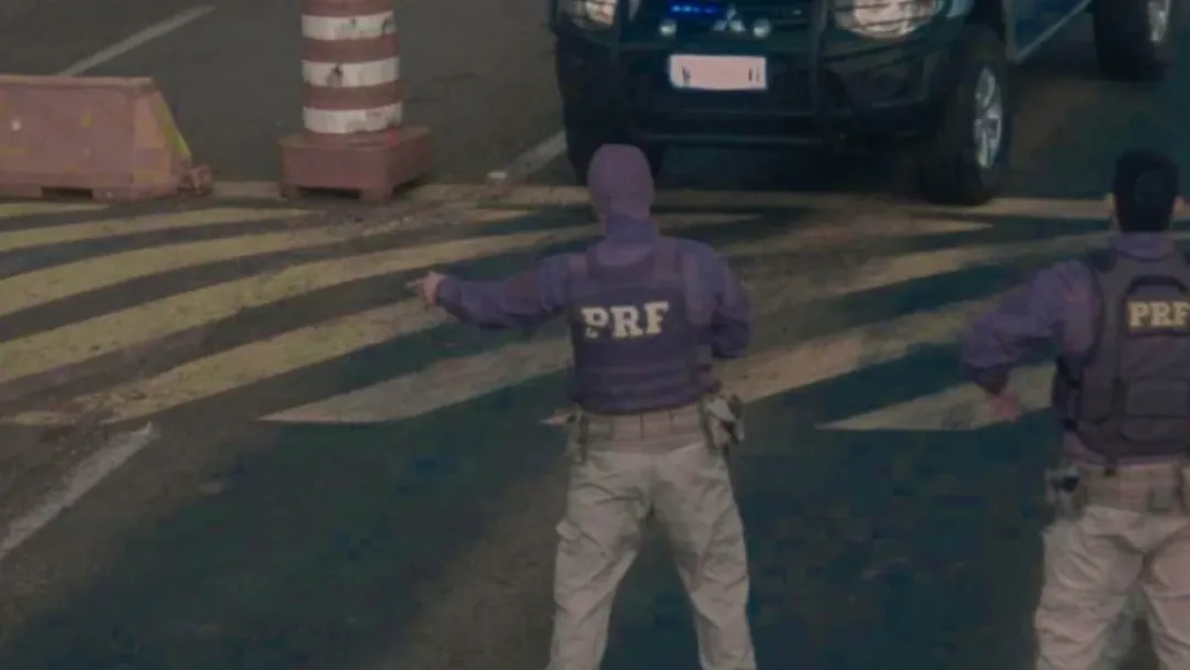 Paraguayos se hacen pasar por agentes de la Receita Federal y son detenidos con cocaína