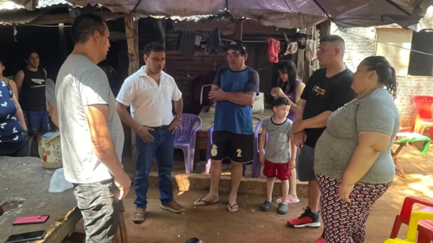 Sillas de ruedas de Senadis son utilizadas en campaña proselitista por candidato colorado