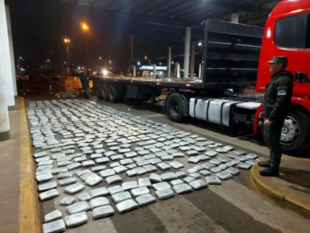 Cae más de una tonelada de marihuana en el puente internacional “San Roque” en el lado argentino