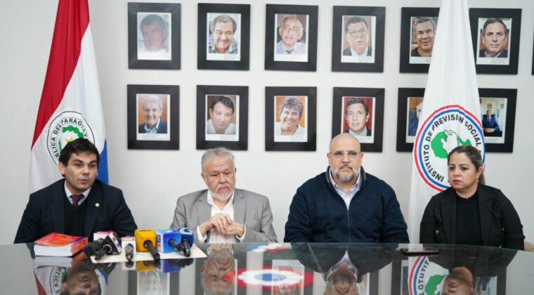 Nuevo escándalo en IPS: funcionarios tenían que pagar millones para ser nombrados