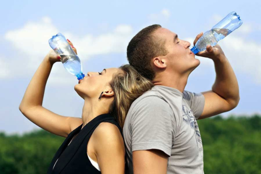 Hidratación, la receta para contrarrestar la ola de calor