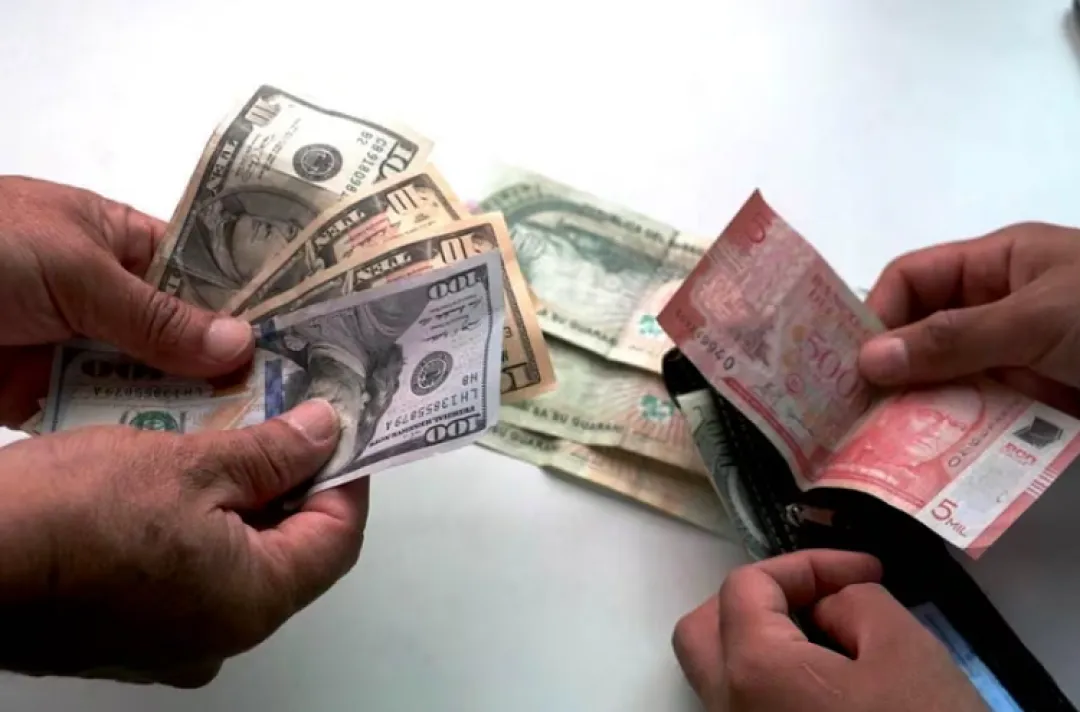El guaraní fue la tercera moneda que más se apreció frente al dólar en agosto