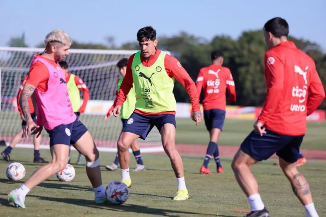 La albirroja se prepara recibir a Uruguay