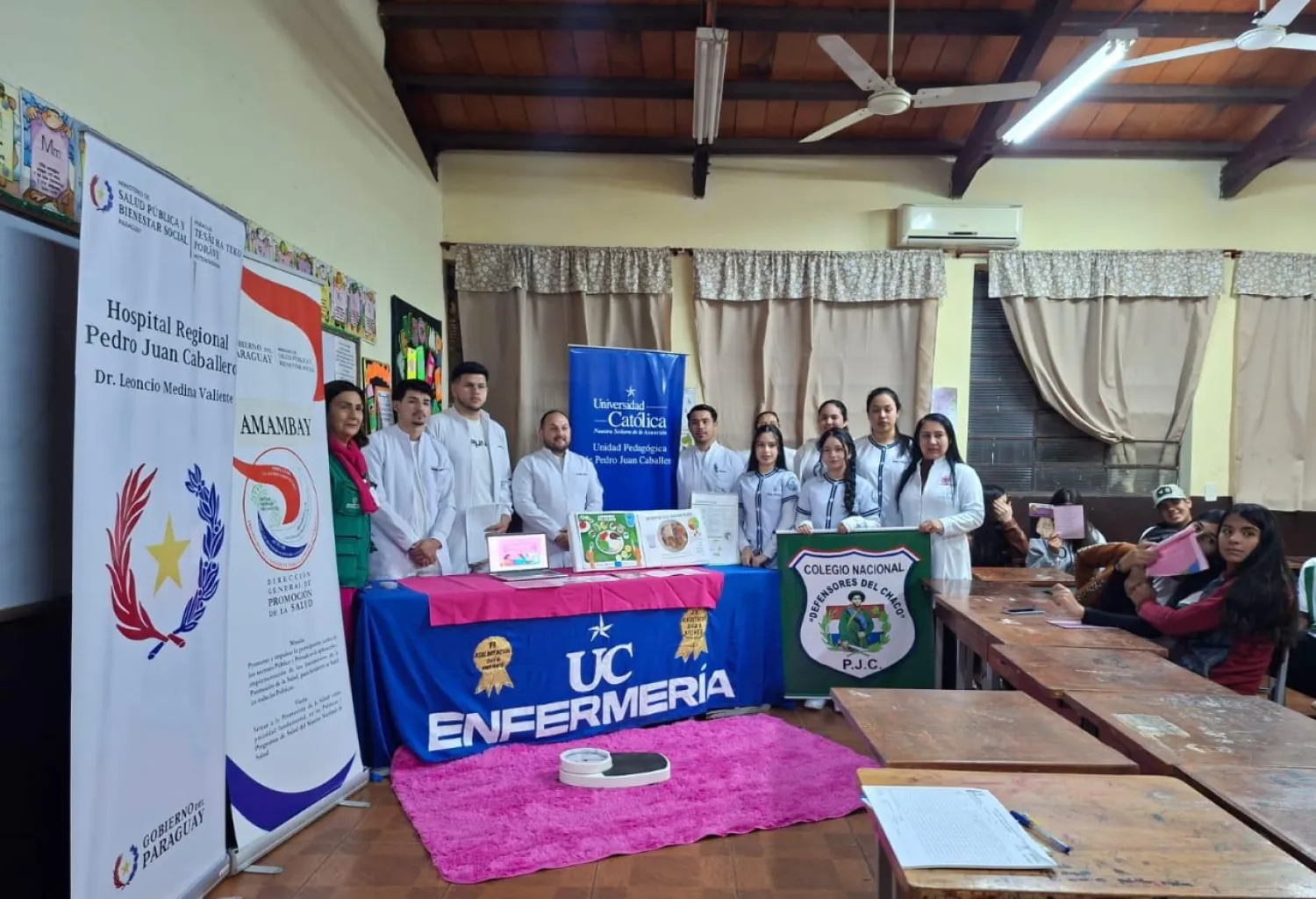 Promoción de la salud y prevención del cáncer de mama en el Colegio Nacional Defensores del Chaco