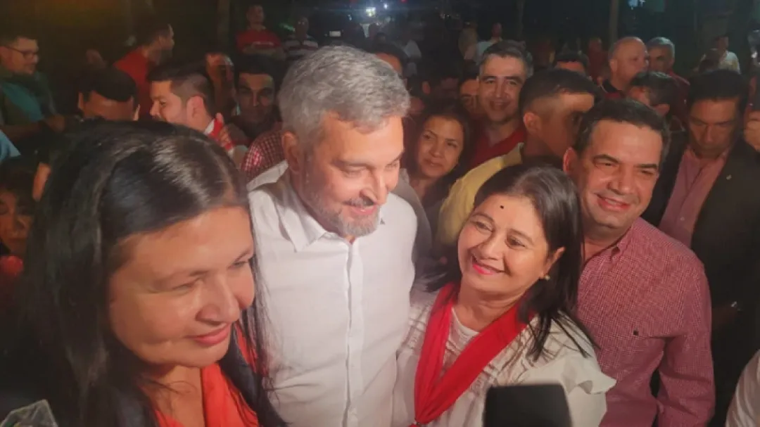 Abdo Benítez desafiante: “Quiero escuchar discursos de auténticos colorados”