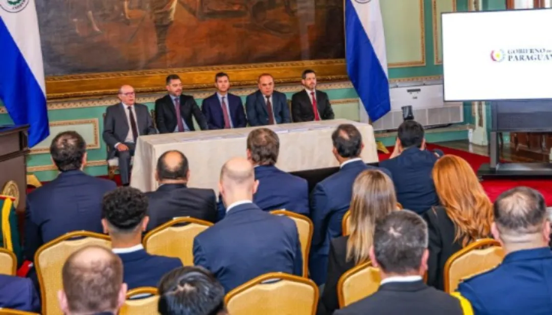 Ejecutivo presentó 10 leyes de reforma para modernizar el país