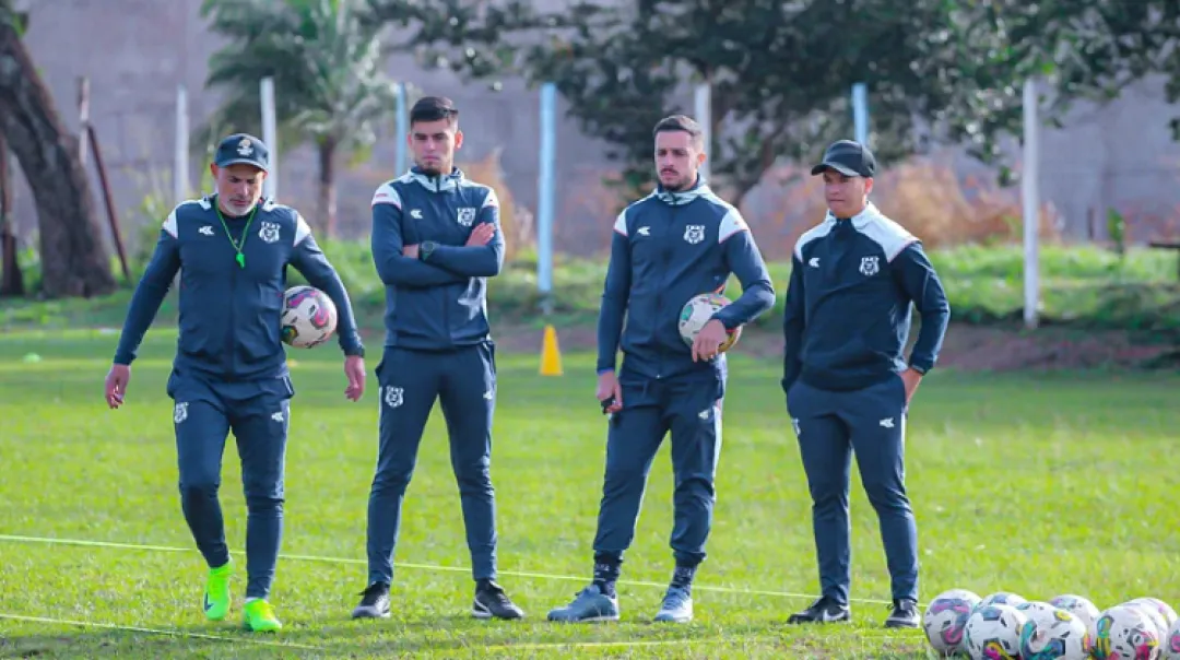 2 de Mayo “Armar un equipo fuerte”