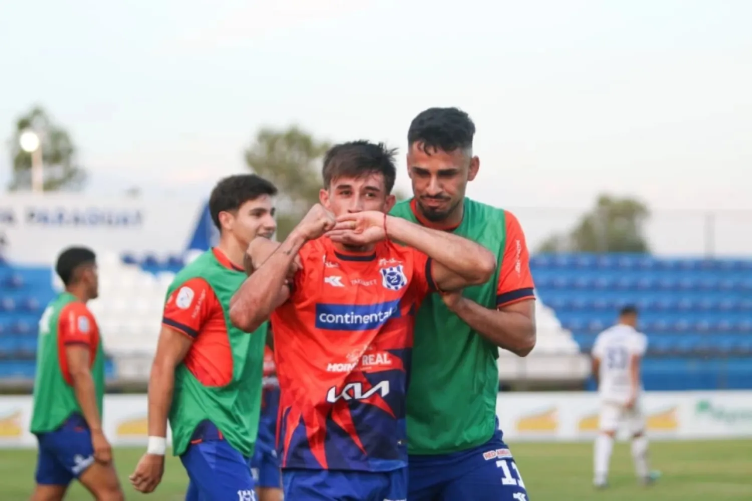 El Gallo Norteño venció por 3-2 al Sportivo Ameliano en tiempo de descuento