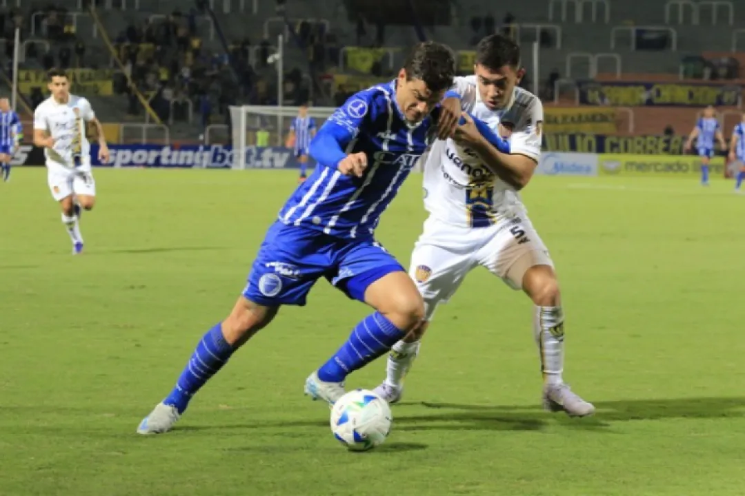 Sportivo Luqueño no pudo ante Godoy Cruz, por el grupo D de la CONMEBOL Sudamericana.