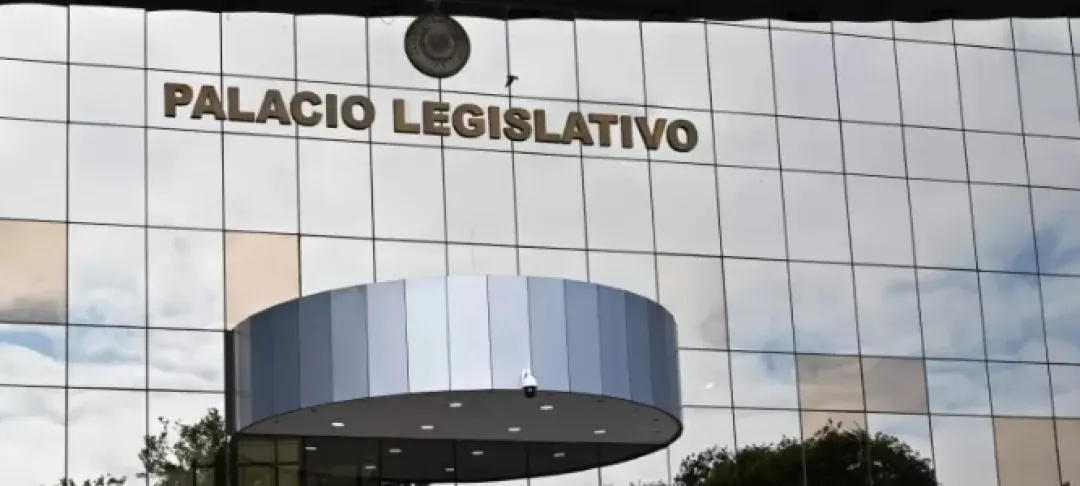 Senado da luz verde a polémicas reformas del Estatuto del Futbolista
