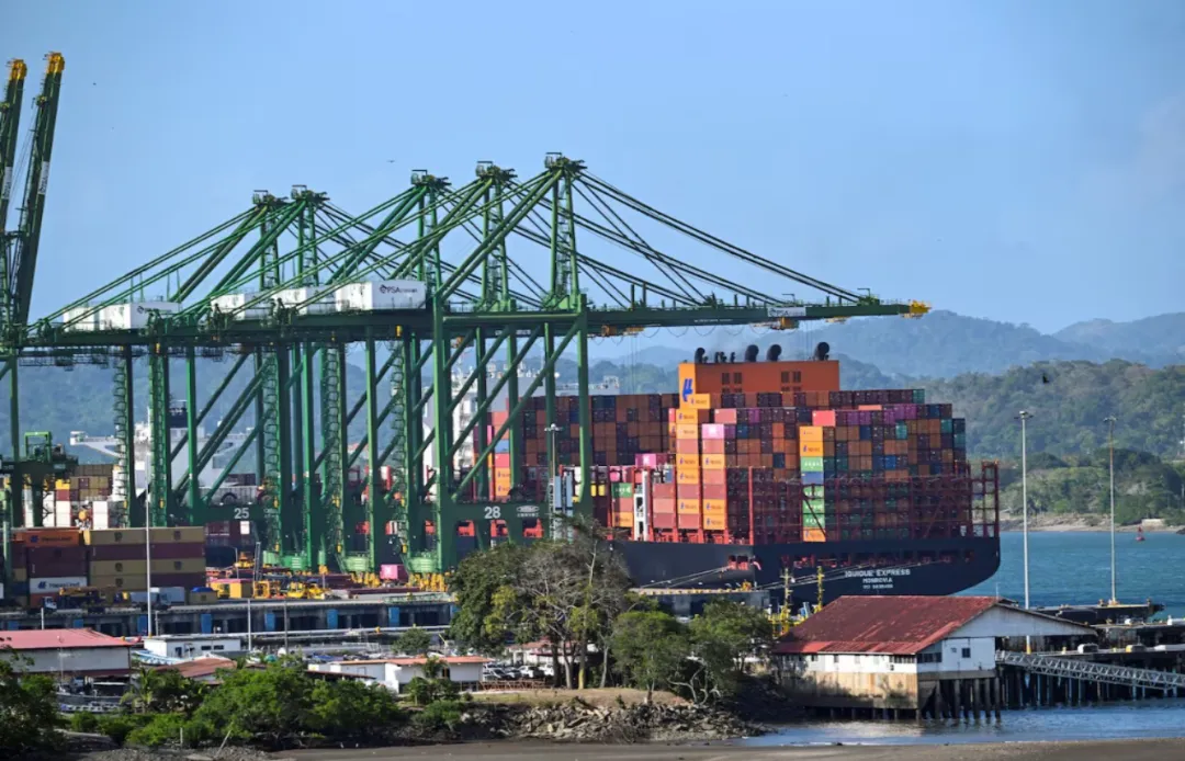 Panamá cancela la Ruta de la Seda con China