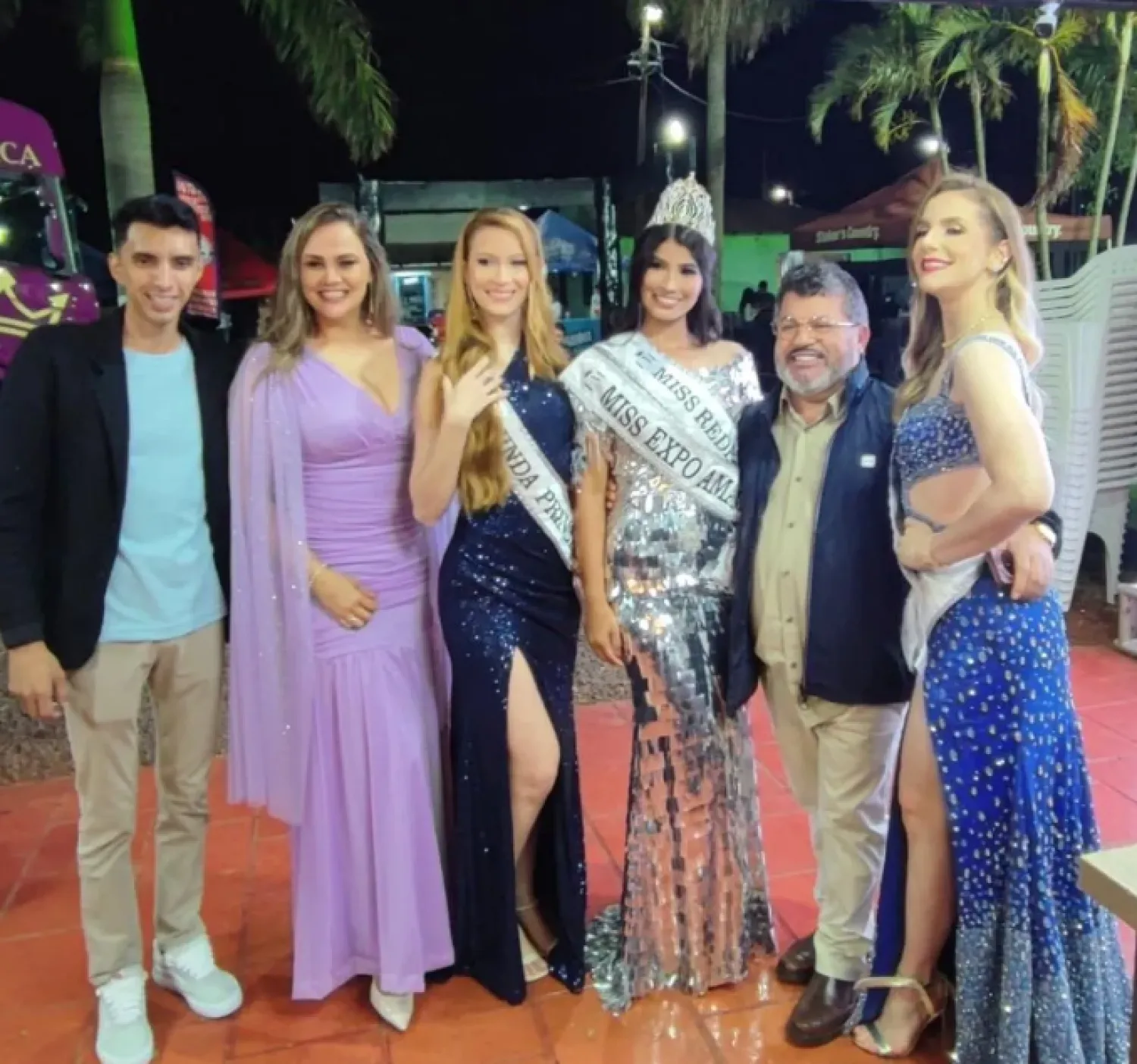 Candidata del Grupo Monarca es elegida Miss ExpoAmambay 2025