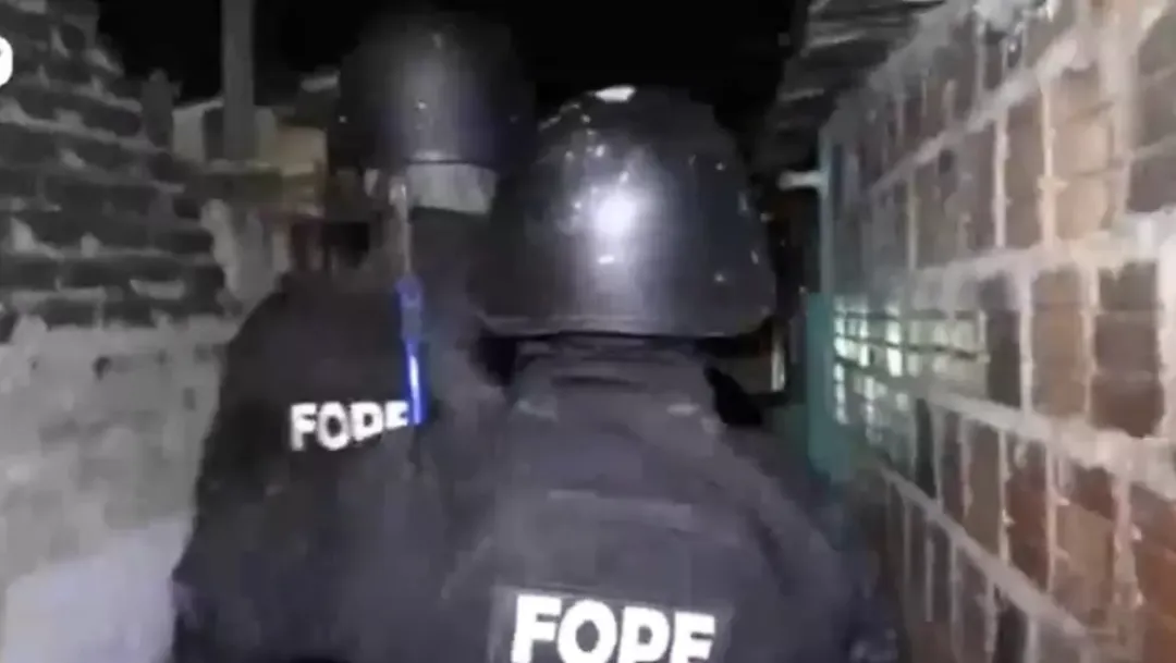 Policía ejecuta siete allanamientos en la Chacarita tras homicidio de una mujer