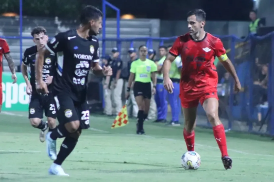 Libertad salvo el invicto en tiempo de descuento ante el TRIKI