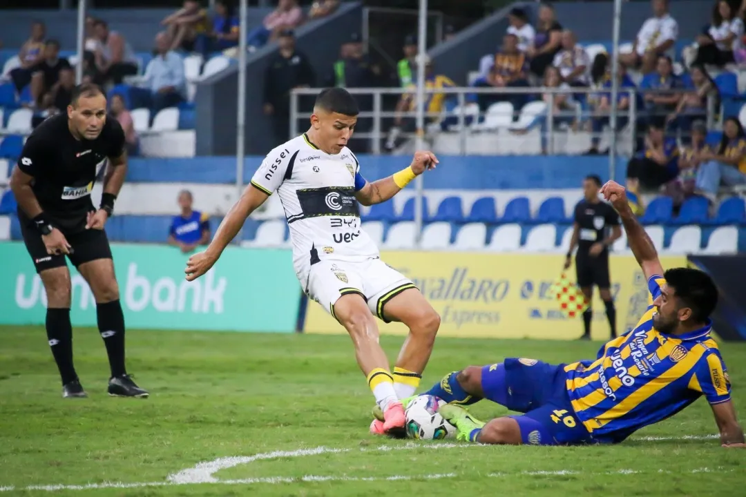 El fútbol se traslada a la ciudad del Ñandutí , donde Sportivo Luqueño mide a Recoleta FC, a partir de las 18:30 horas