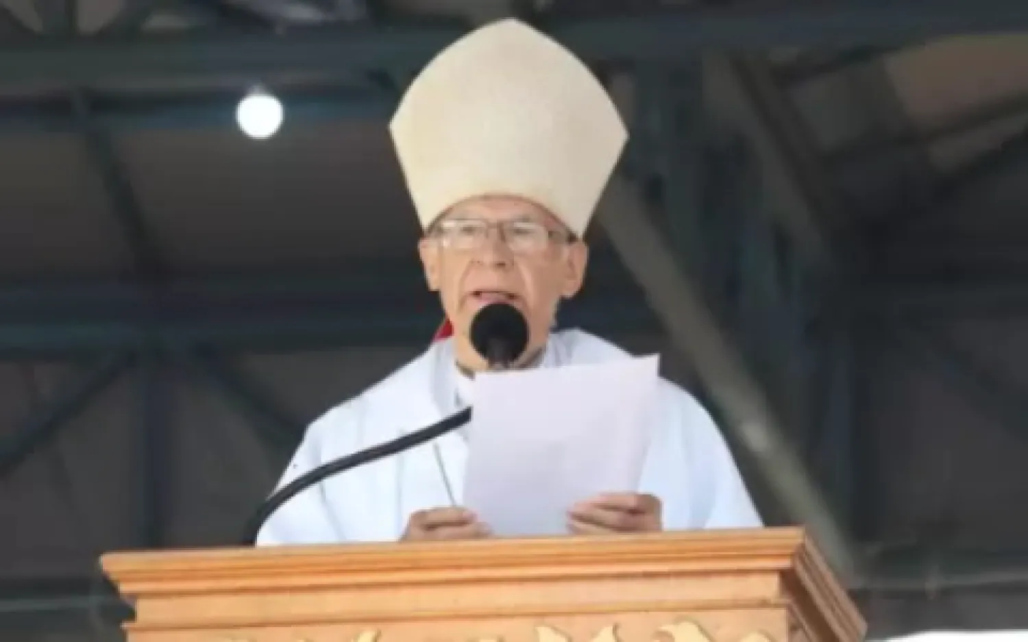 Monseñor Joaquín Robledo tuvo a su cargo la celebración matinal en Caacupé