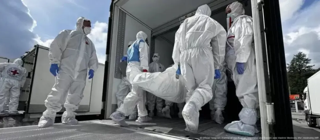 Rusia devolvió los cadáveres de mil soldados ucranianos