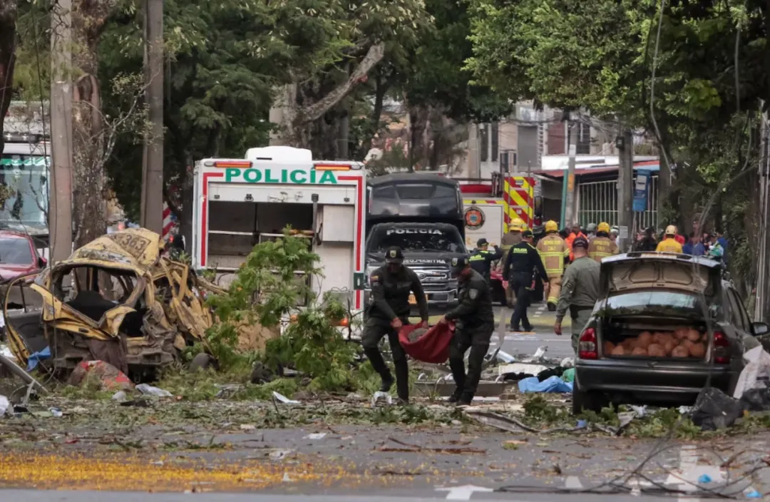 Colombia reforzó operaciones militares tras ataque guerrillero que dejó 18 muertos