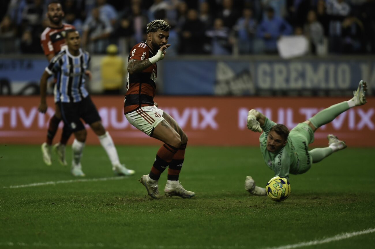 Flamengo, rival copero de Olimpia, castigó al Gremio