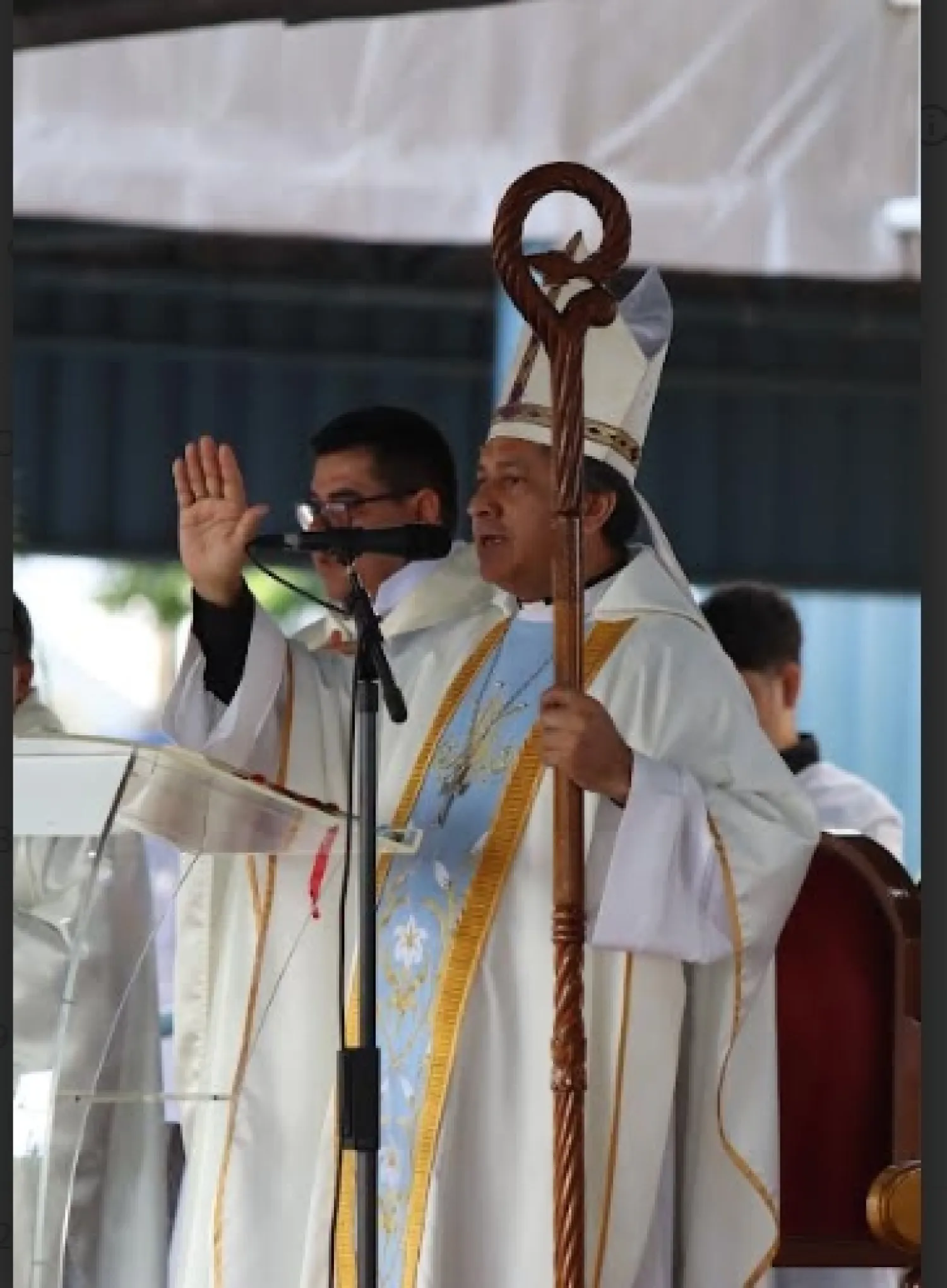 Monseñor Miguel Ángel Cabello tuvo a su cargo la homilía de la fecha en la celebración en Caacupé