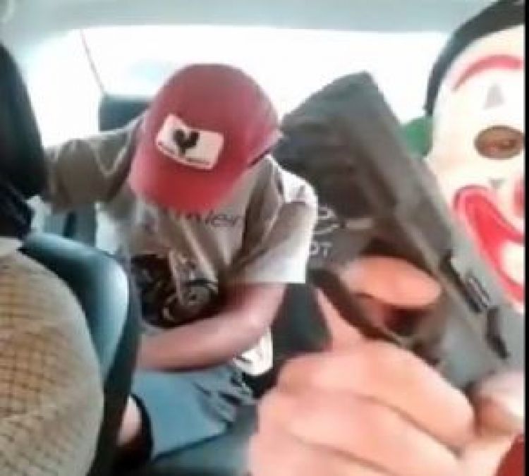 Realidad o broma: "Justicieros" amenazan con cortar dedos y brazos a los asaltantes de Encarnación