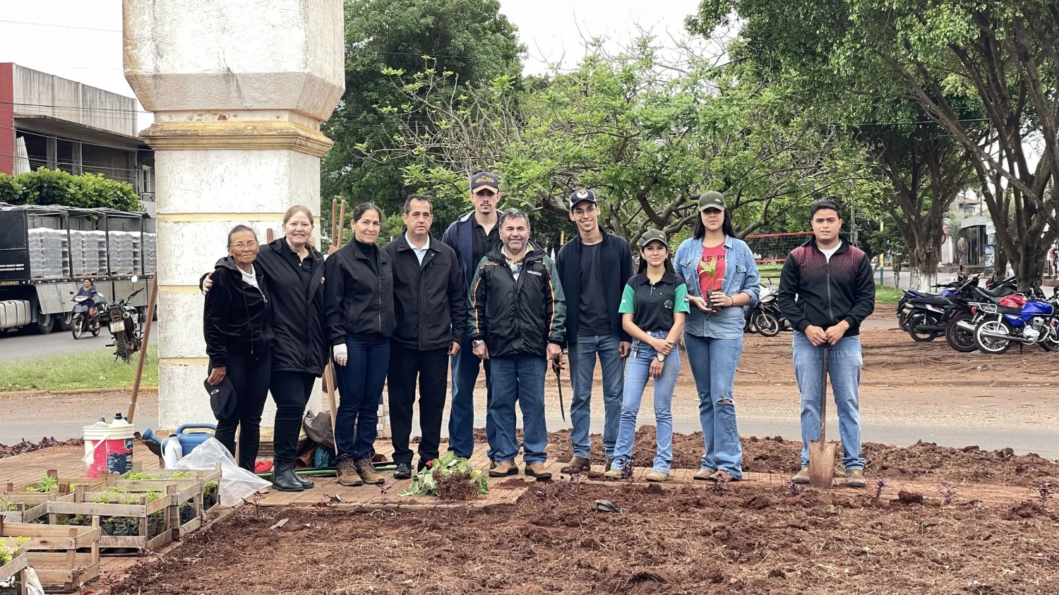 Se realizan trabajos de Revitalización de Espacios Públicos en nuestra ciudad