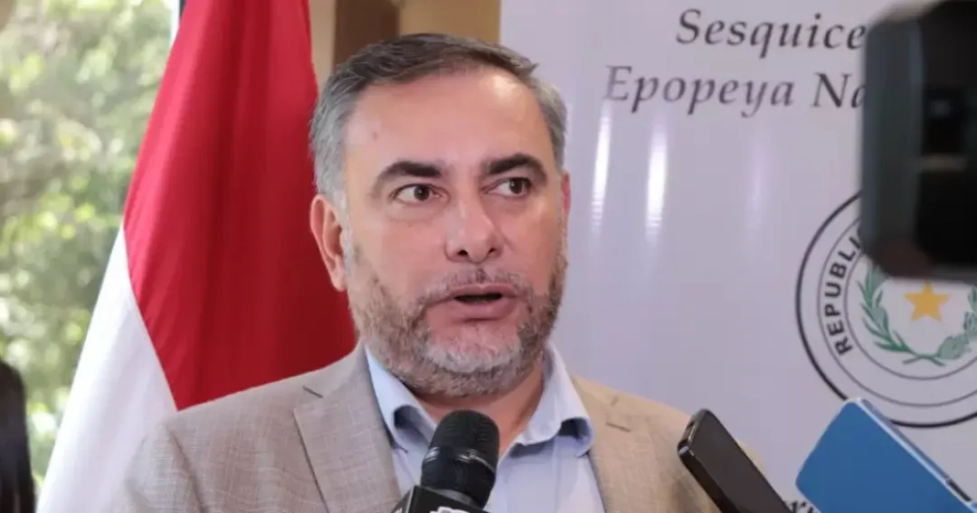 Senador Ever Villalba buscará la presidencia del PLRA