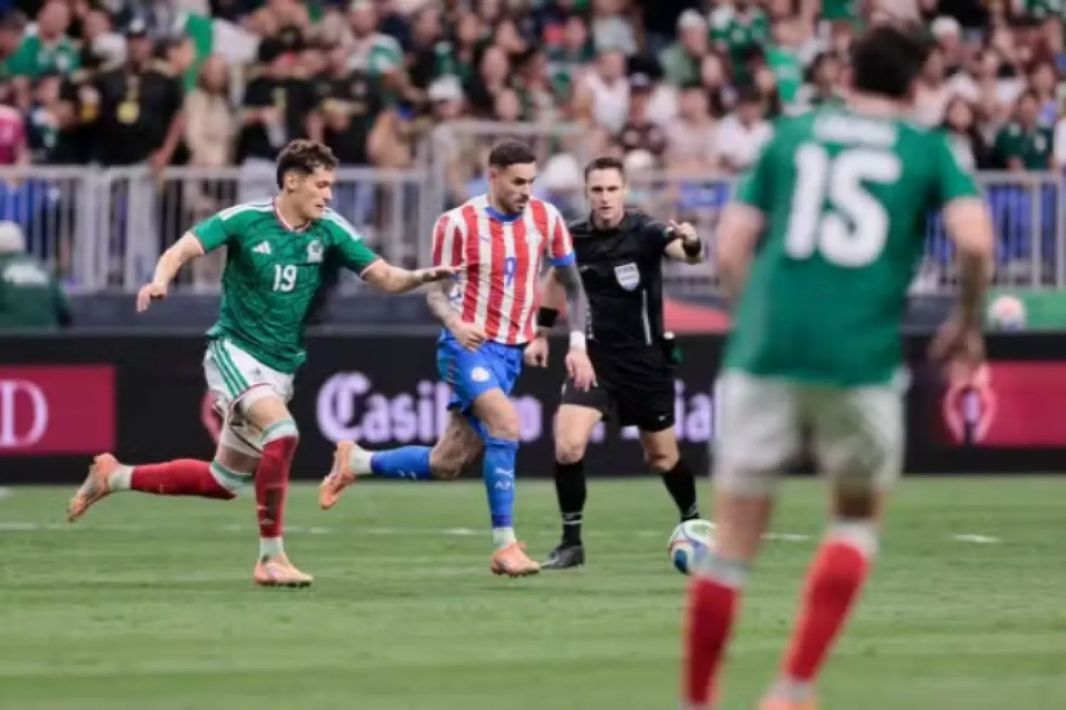 Paraguay cerró el año con una sonrisa, en Texas: venció a México 2 a 1