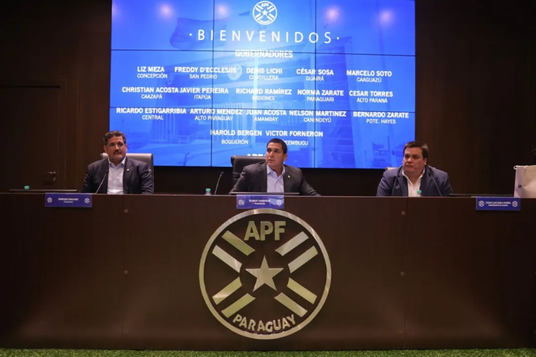 Histórica reunión entre la APF y los 17 gobernadores del país