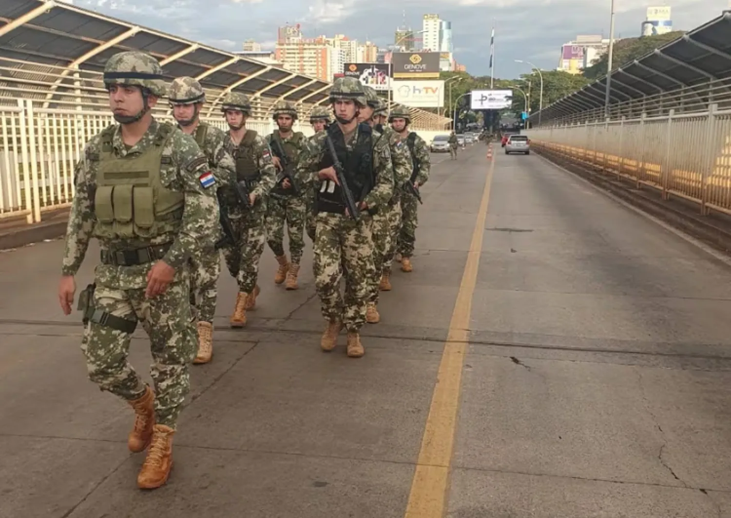 Fuerzas Armadas reforzará controles y patrullajes en la Triple Frontera tras alerta de Rio