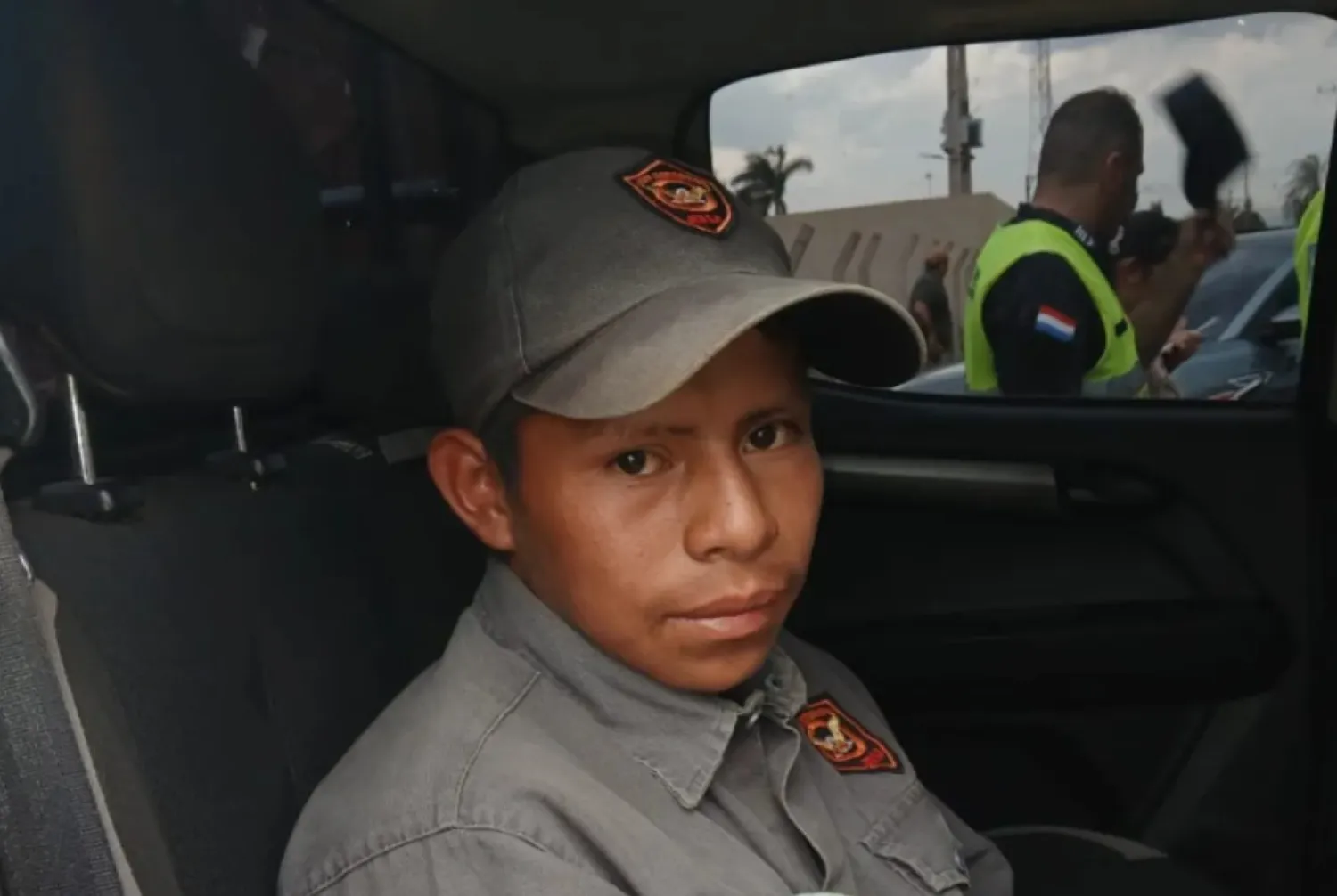 Guardia afirma que le dijeron que eran balines de goma y que recibió la orden de disparar