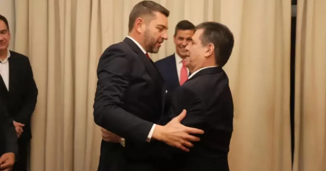 Cartes llamó a Pedro Alliana a "prepararse ya" para la presidencia de la República