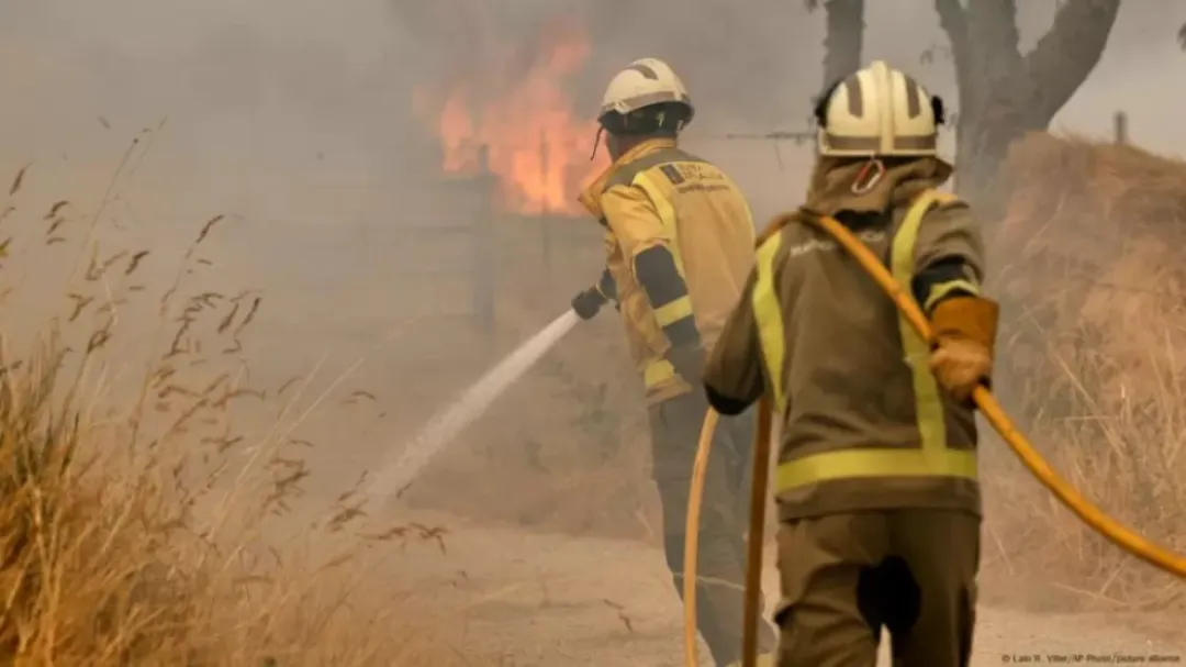 España pide ayuda a la UE para combatir los incendios