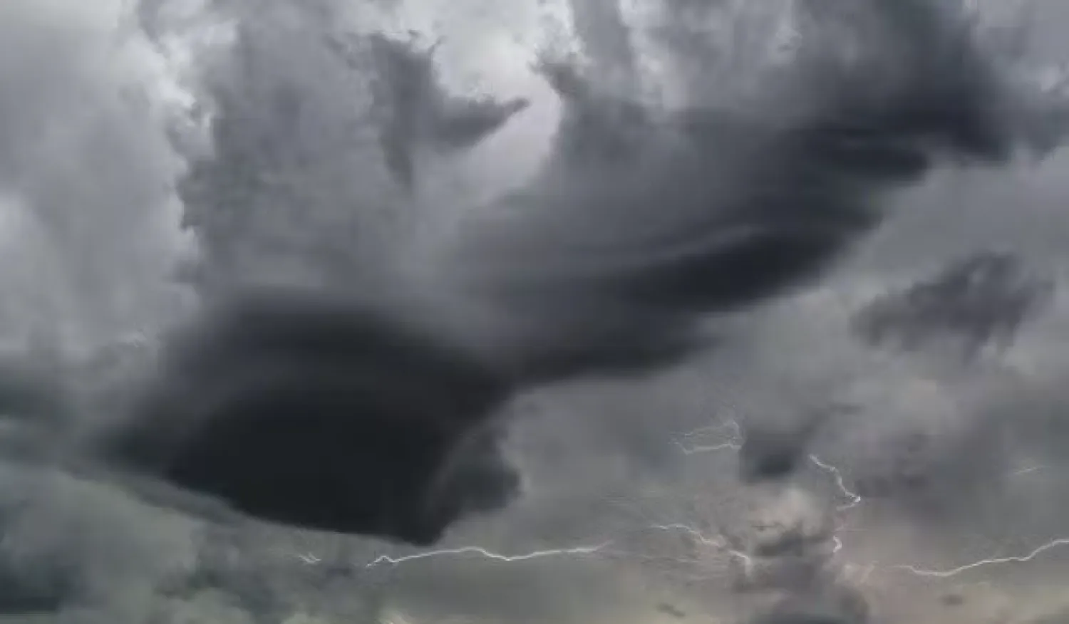 Tormentas intensas azotan Concepción y Amambay: se esperan ráfagas de hasta 100 km/h