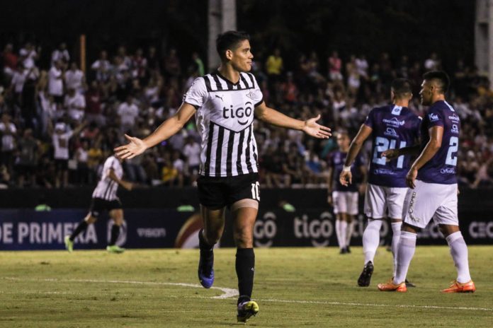 Libertad vence a Guaireña y continúa su marcha imparable