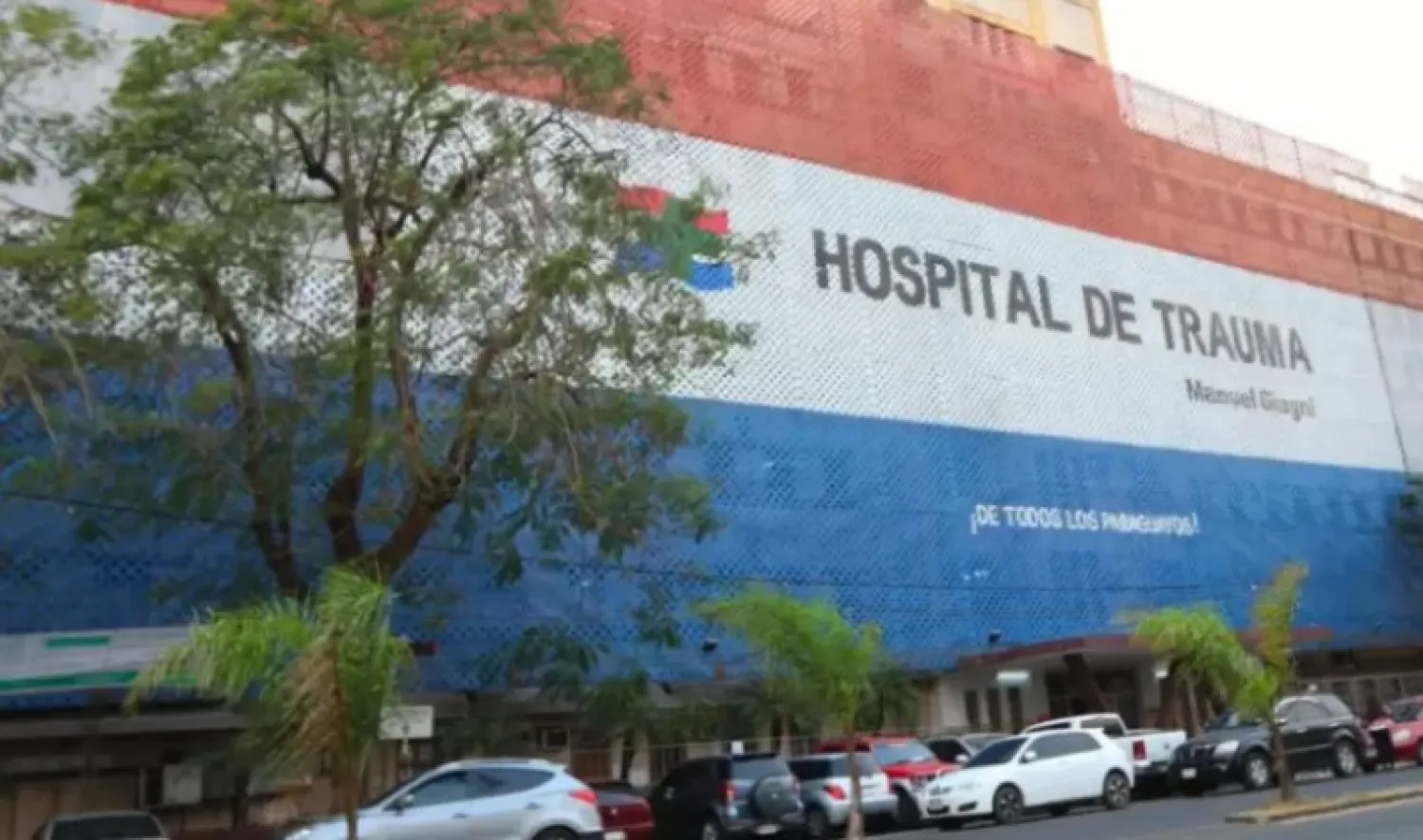 Mujer sobrevive tras brutal ataque con arma blanca de su expareja