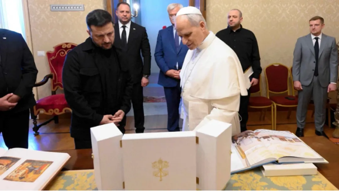 León XIV ofrece el Vaticano como sede para negociar la paz