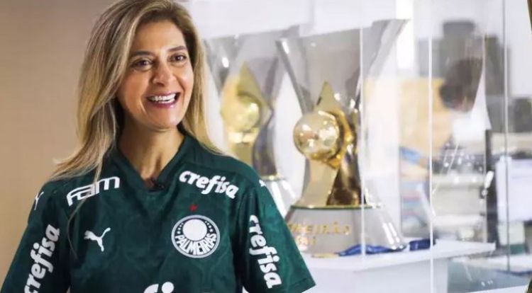 Leila Pereira, periodista y abogada, es la primera mujer que preside el Palmeiras
