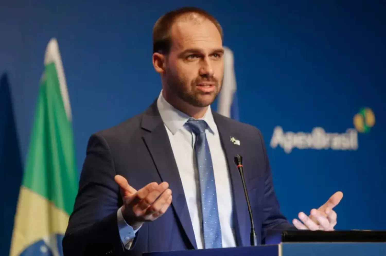 Policía Federal ordena el regreso inmediato a la Cámara de Diputados de Eduardo Bolsonaro desde EE.UU.