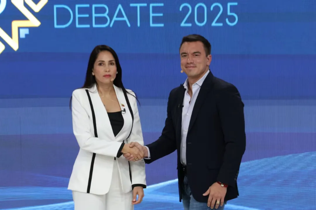 Ecuador: acusaciones de corrupción marcaron el debate presidencial