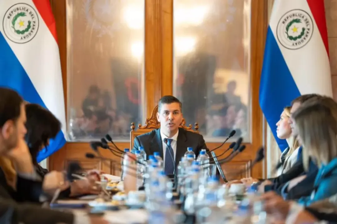 Peña exhibe fisuras en su Gabinete y lanza ultimátum