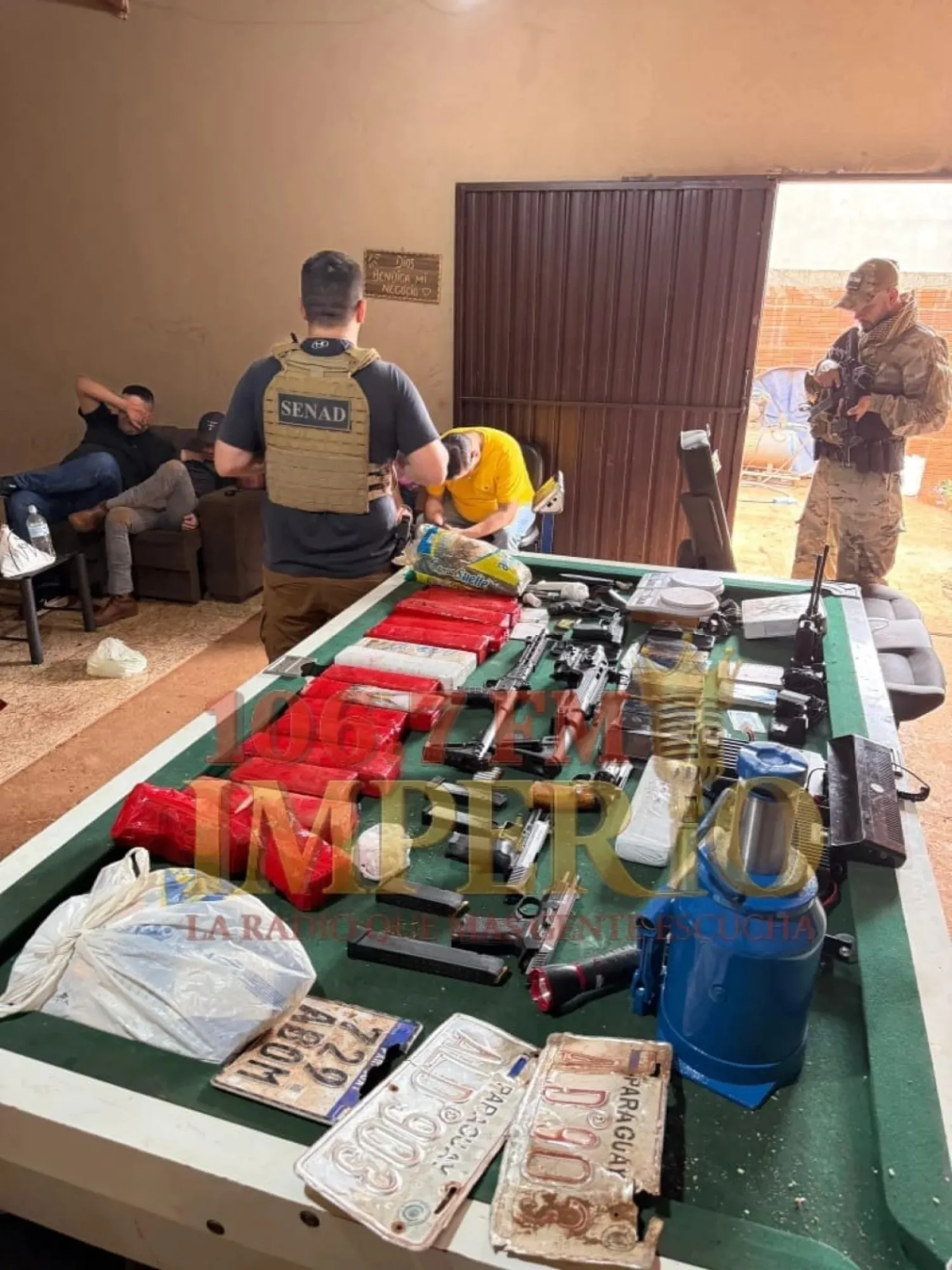Allanamiento de la SENAD deja cuatro detenidos y gran incautación