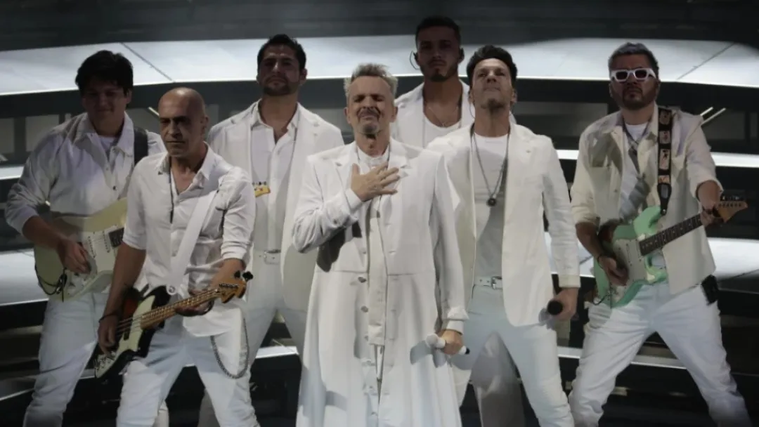 Miguel Bosé retoma el vuelo en Ciudad de México tras 8 años fuera de los escenarios
