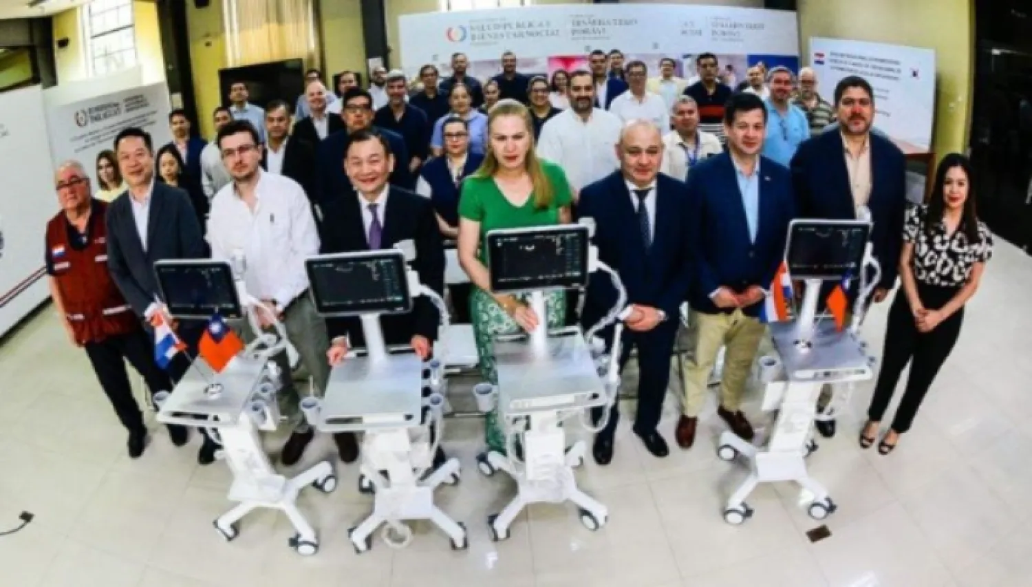 Ecógrafos de alta complejidad se suman a la atención de 16 servicios de salud