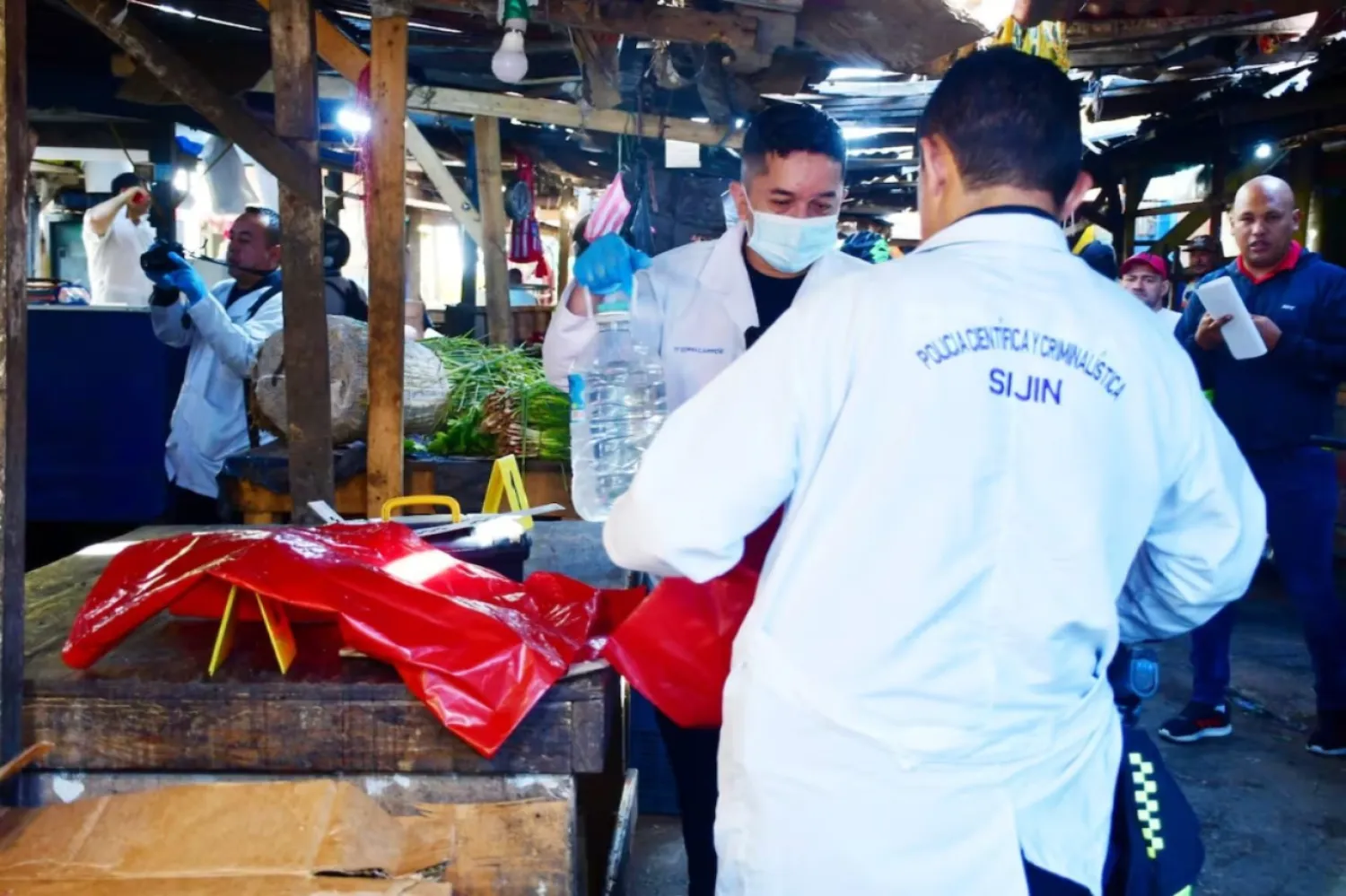 El licor adulterado “cococho” causa nueve muertos en Colombia