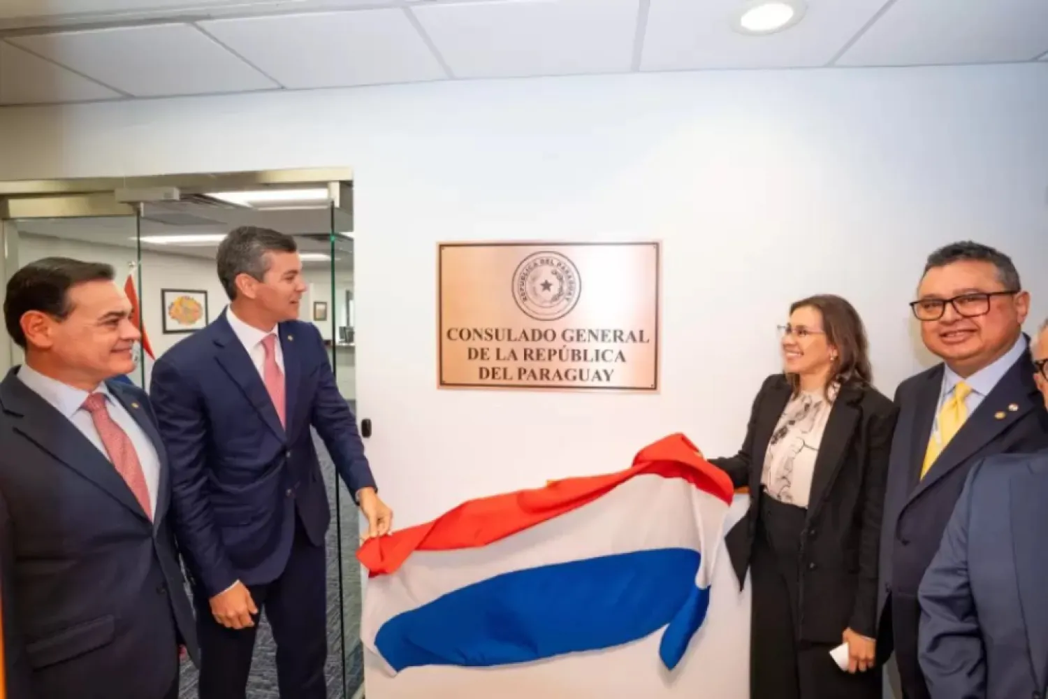 Reapertura del Consulado de Paraguay en Nueva York después de 12 años