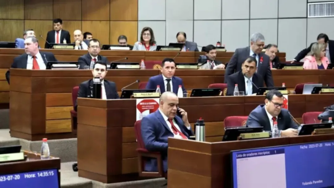Aprobarán hoy ley que elimina las concertaciones y desata alerta sobre la democracia