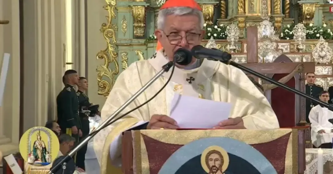 Cardenal Adalberto Martínez advierte contra el "delirio de poder" y llama a garantizar justicia social